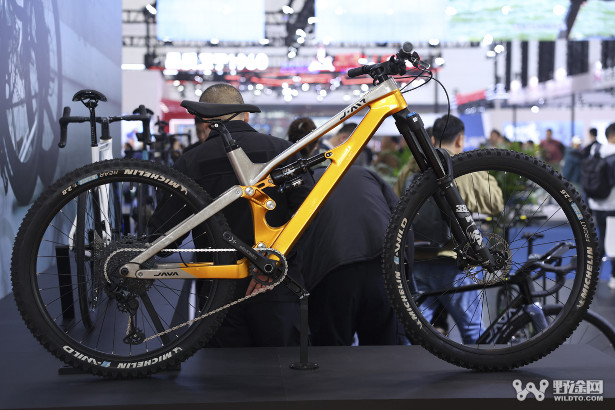 佰客屋携双车队亮相  第 24 届北方自行车电动车展盛大开幕