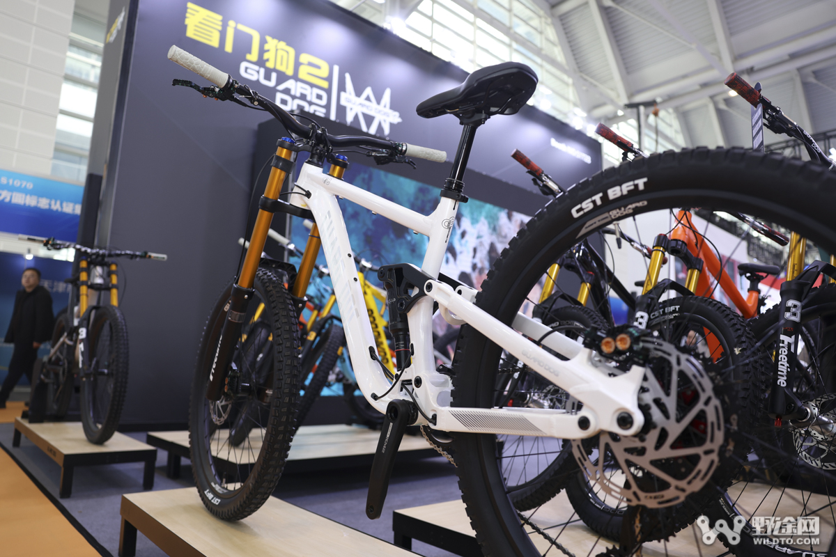 佰客屋携双车队亮相  第 24 届北方自行车电动车展盛大开幕