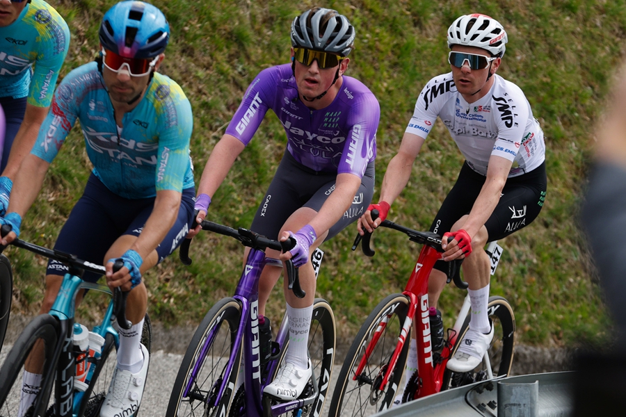 完美的比赛周末，Jayco车队赛段+总成绩冠军双丰收！