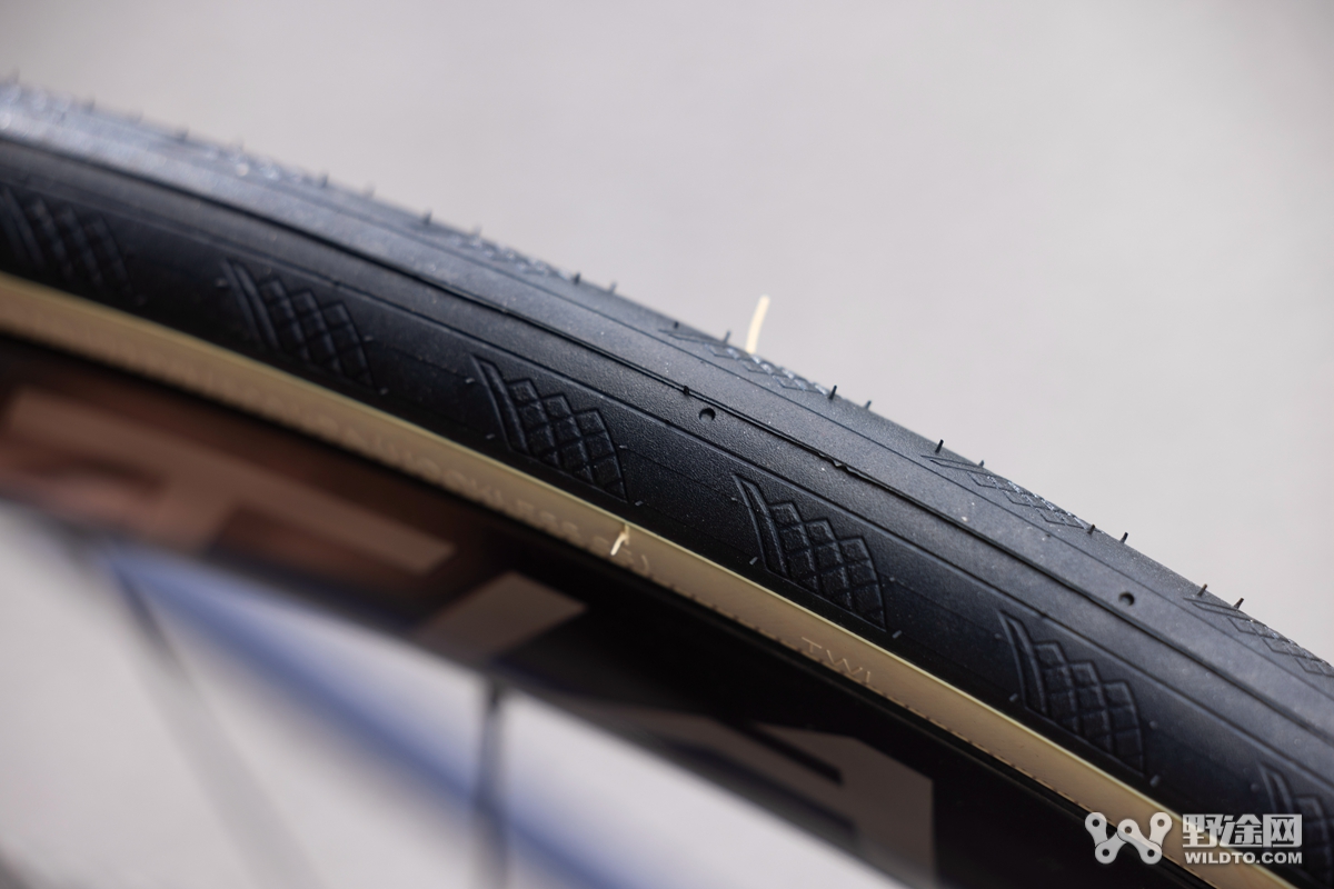 入门训练优选？ Vittoria Zaffiro EVO 公路车外胎实测