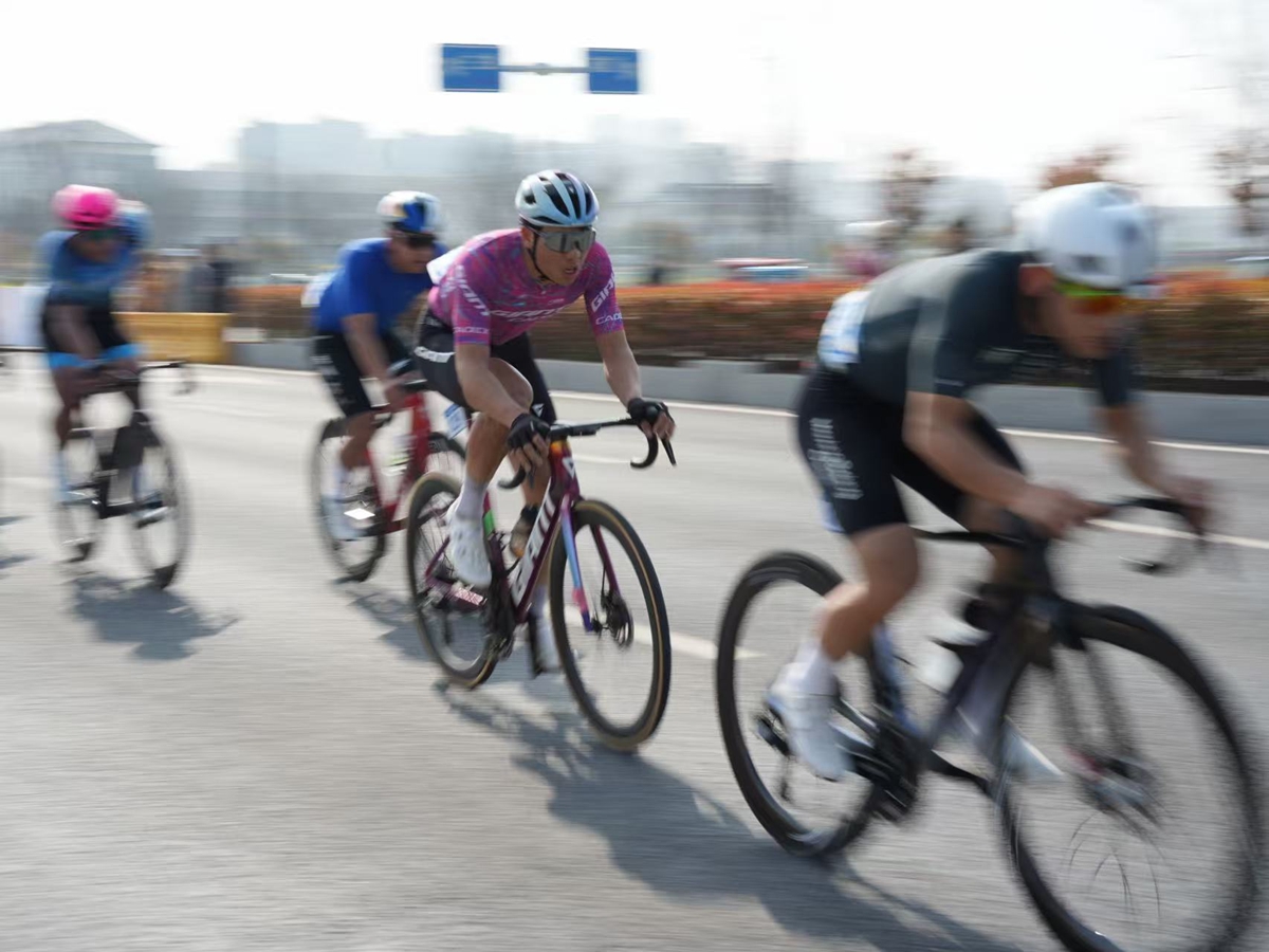 全新CADEX MAX50轮组，车队赛场评价给到夯