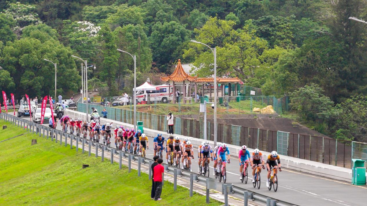 河源工行2026河源・环万绿湖国际公路自行车赛圆满落幕