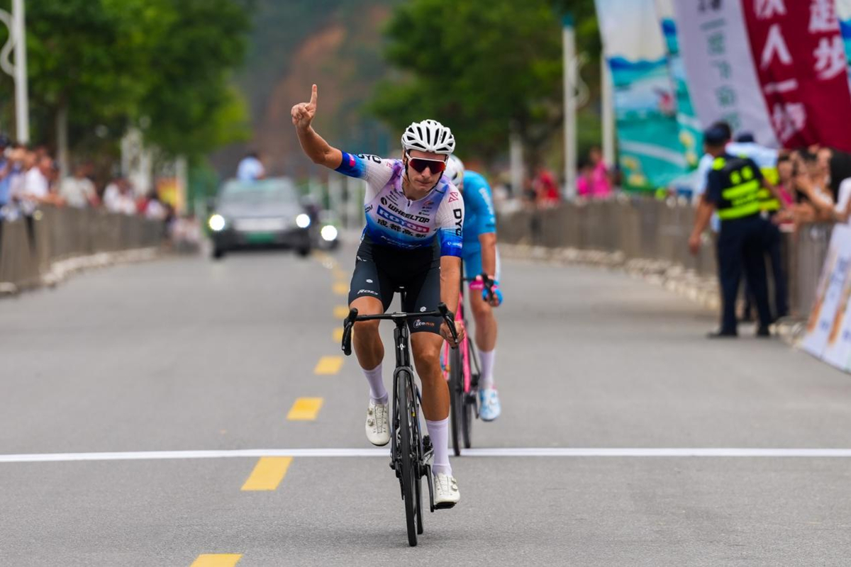 河源工行2026河源・环万绿湖国际公路自行车赛圆满落幕