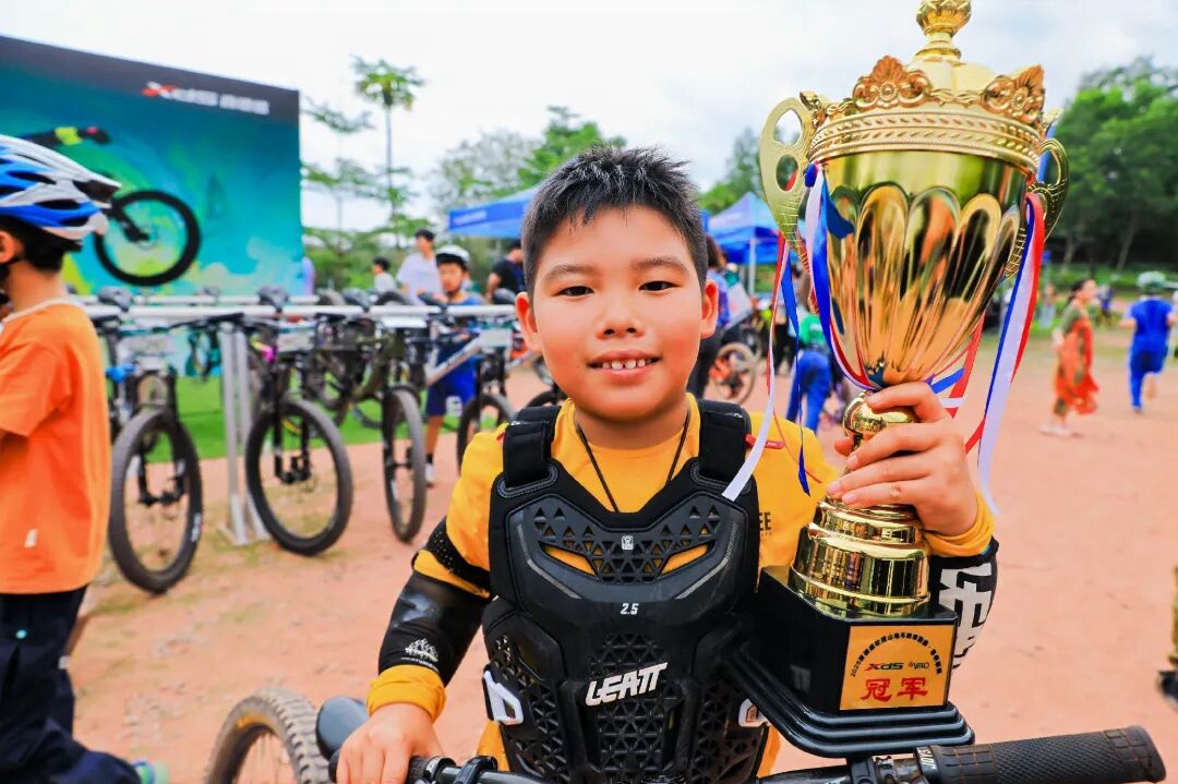 燃动春日，驭风山野！