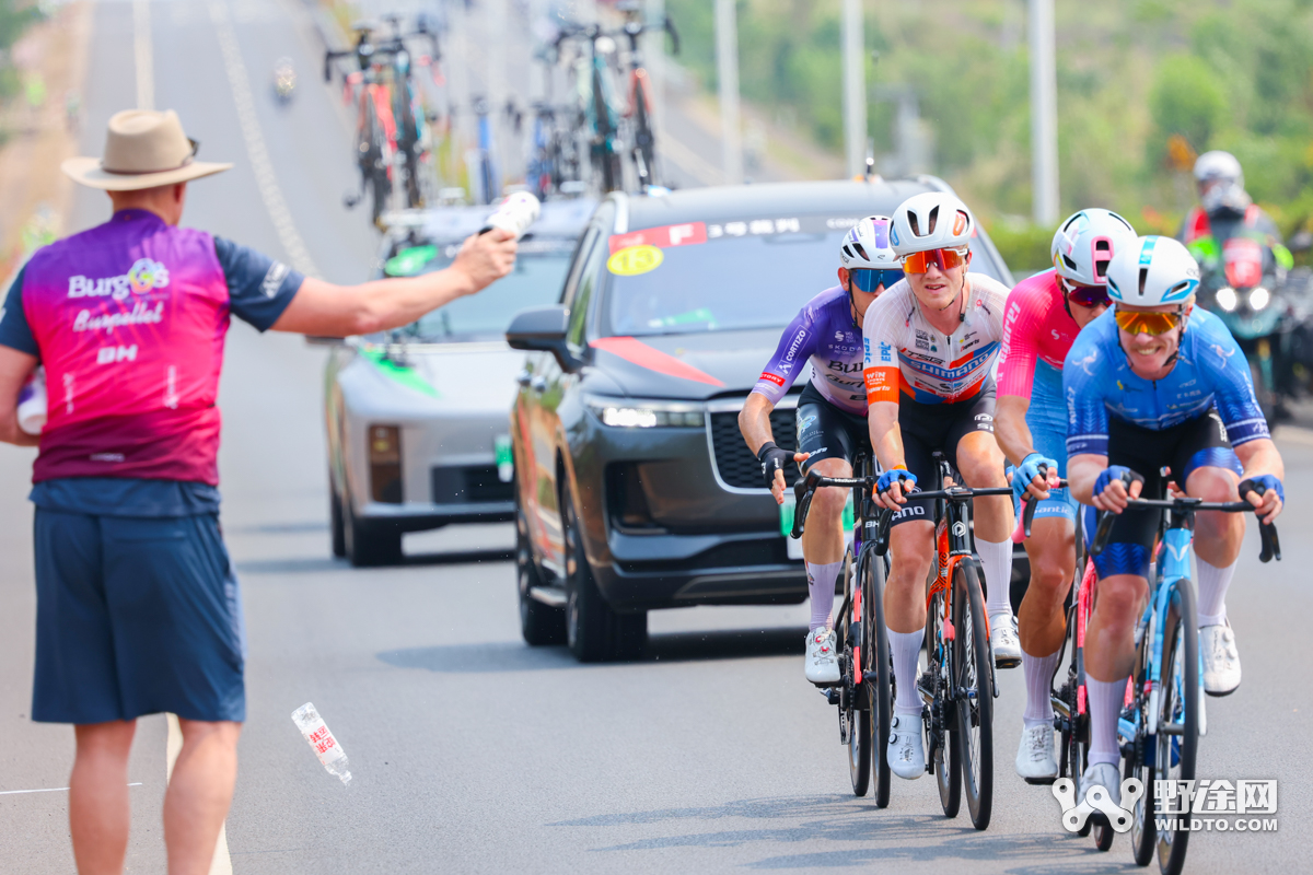 “理想汽车杯”环岛赛S1：杜尚・拉约维奇力压群雄，双衫加身