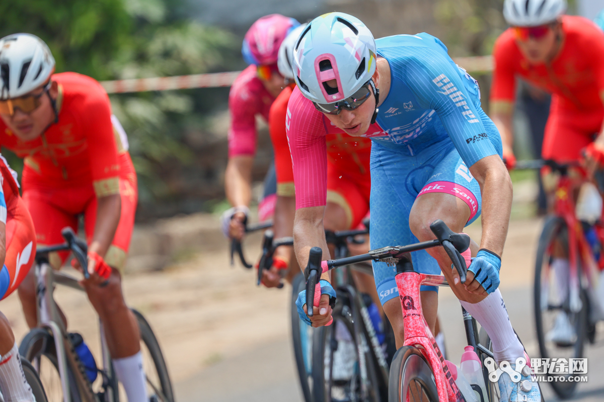 “理想汽车杯”环岛赛S1：杜尚・拉约维奇力压群雄，双衫加身