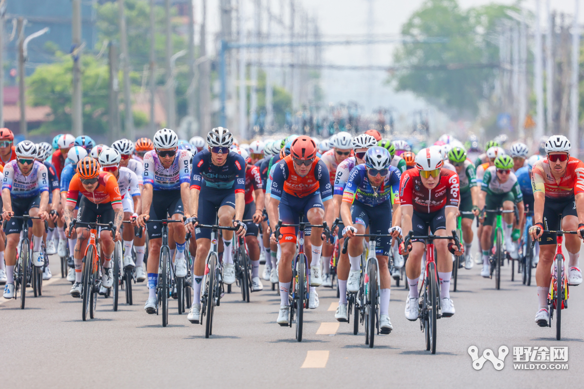 “理想汽车杯”环岛赛S1：杜尚・拉约维奇力压群雄，双衫加身