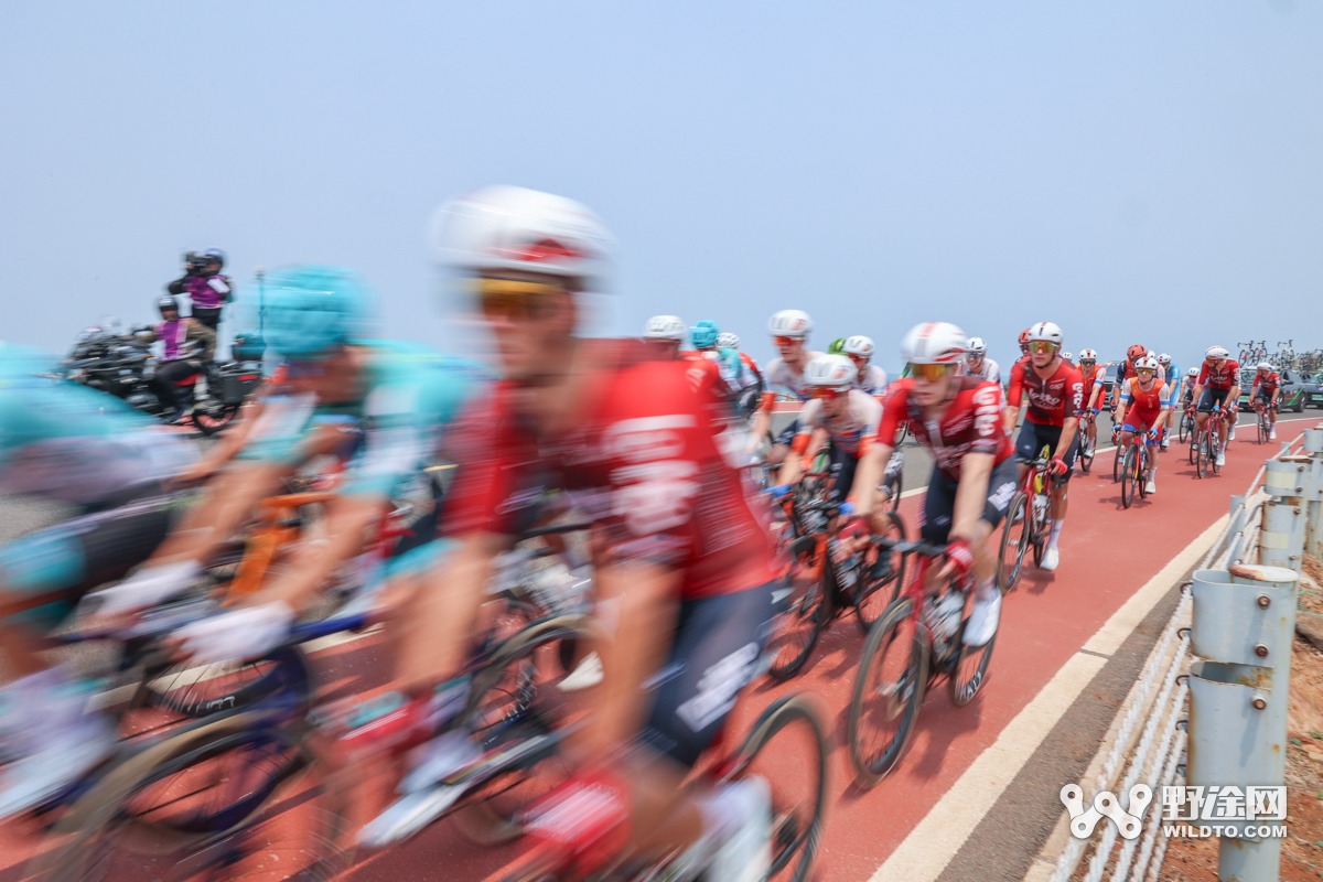 “理想汽车杯”环岛赛S1：杜尚・拉约维奇力压群雄，双衫加身