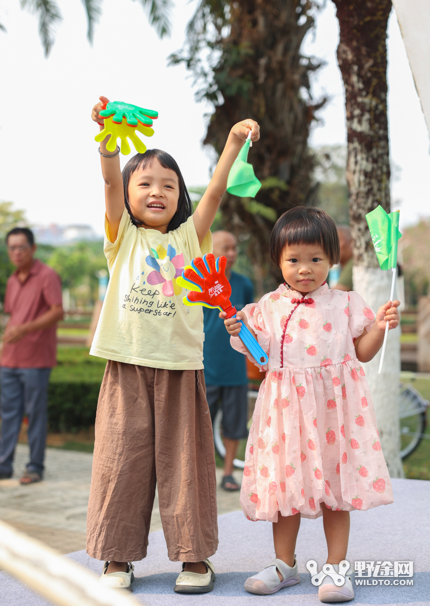 “理想汽车杯”环岛赛S5：李宁车队赢收官战 喜德盛阿斯塔纳问鼎总冠军