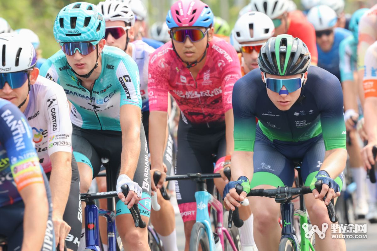 “理想汽车杯”环岛赛S5：李宁车队赢收官战 喜德盛阿斯塔纳问鼎总冠军