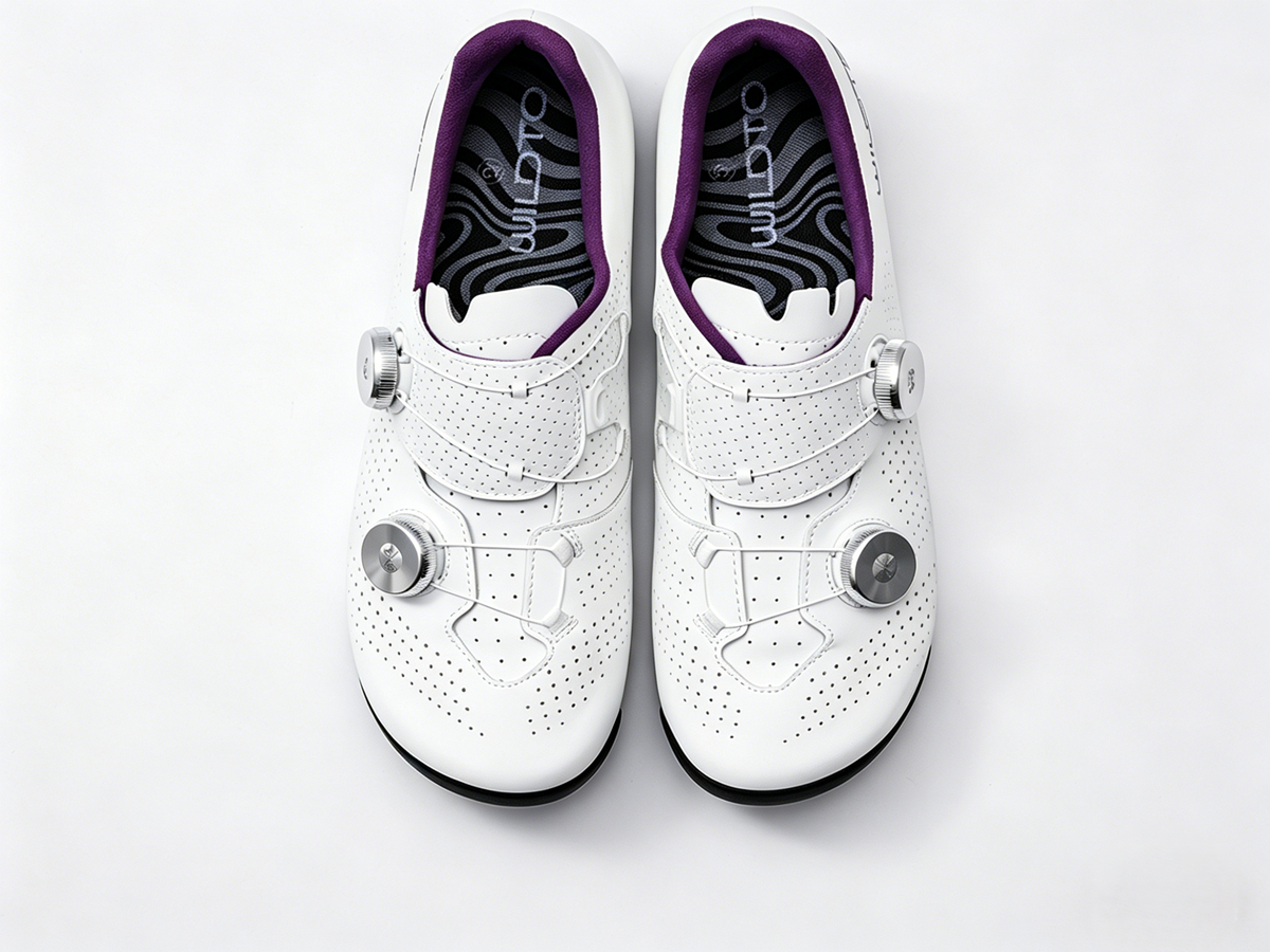 野途甄选|全碳纤宽楦公路锁鞋「风掣」：告别挤脚，发力直接