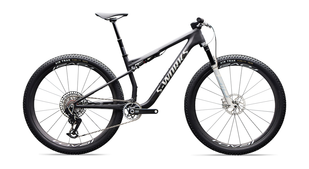 整车轻至8.5kg 闪电推出Epic 9