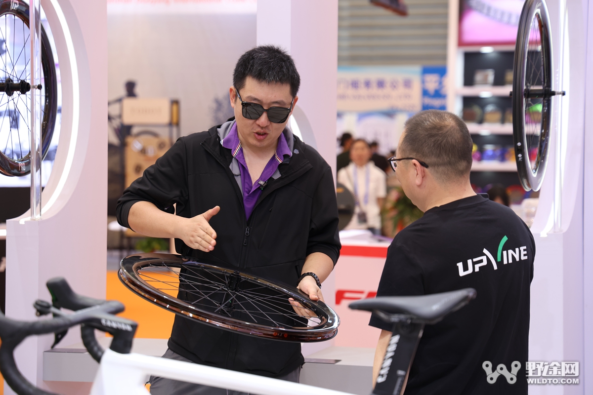 重新定义高性能轮组   静藤全新旗舰公路轮组 PRO PLUS 亮相中国展