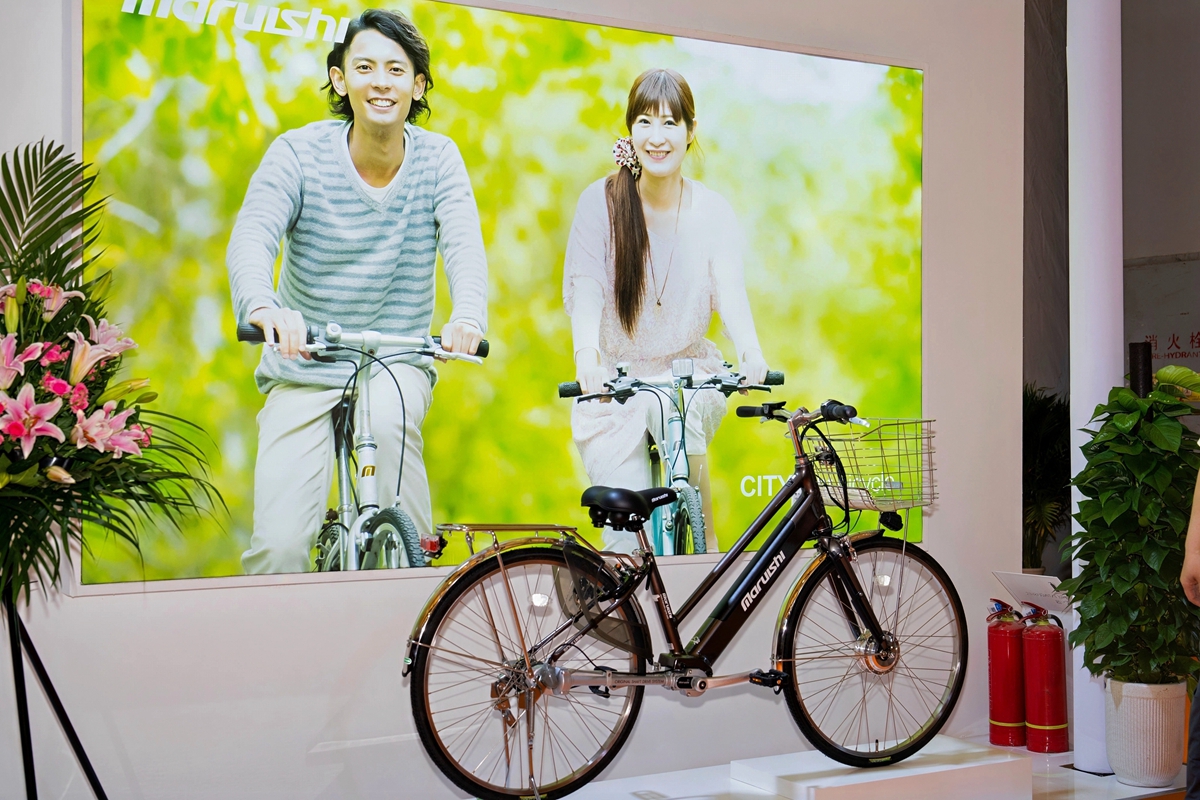 百年凤凰，凤舞全球！凤凰携三大品牌闪耀 2026 中国展