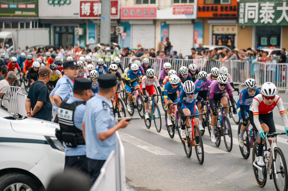 2026年中国公路自行车联赛（沈阳·康平站）圆满落幕