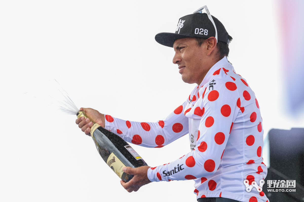环青赛S2：徜徉油菜花海 黄衫易主波蒂车队