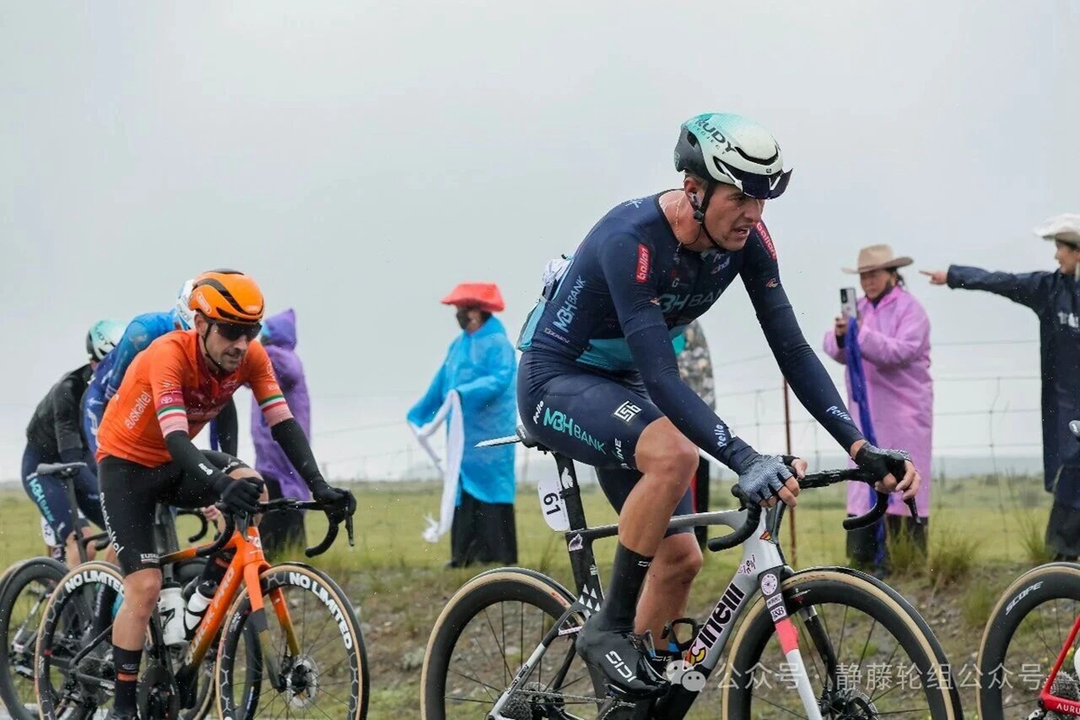 单飞40KM雨战登顶！UPVINE静藤助力MBH车队环青赛S5夺冠