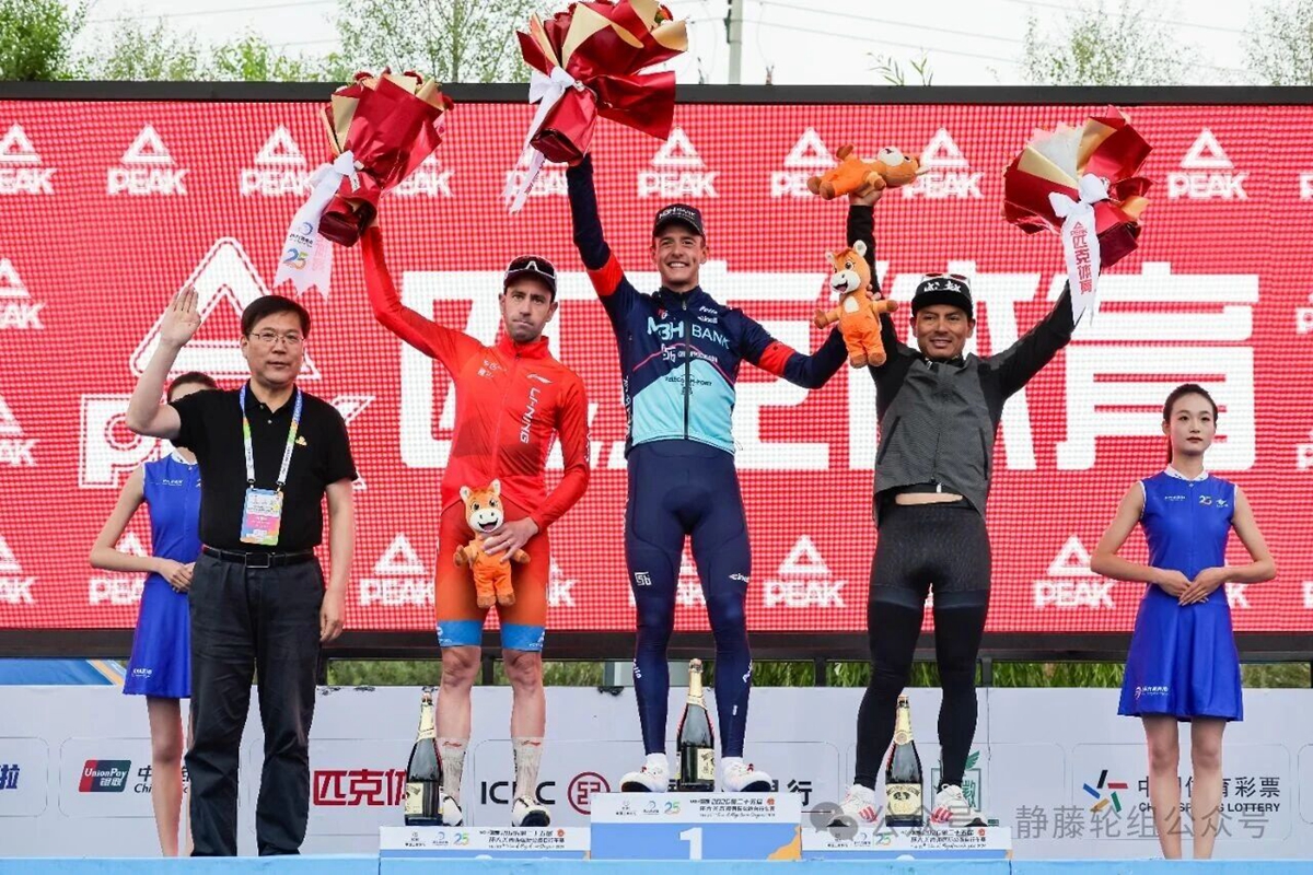 单飞40KM雨战登顶！UPVINE静藤助力MBH车队环青赛S5夺冠