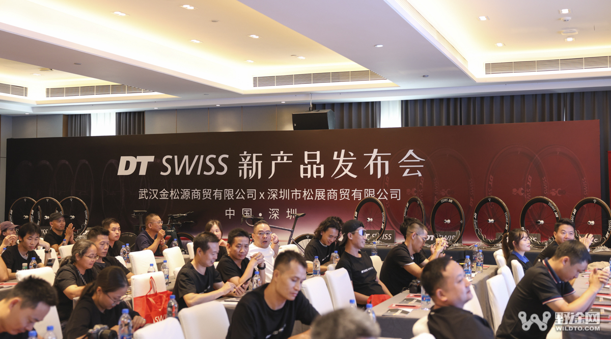 环法车队同款！ DT Swiss ARC 1100 限量版轮组正式发布