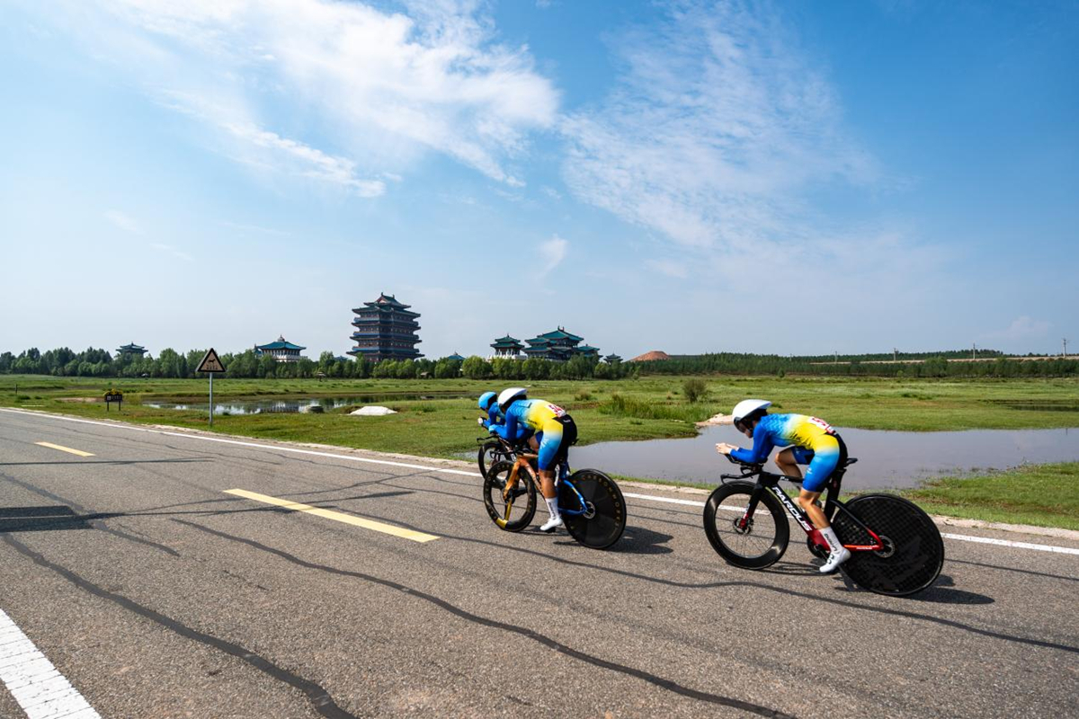 2026公路车联赛总决赛在内蒙古鄂尔多斯圆满落幕