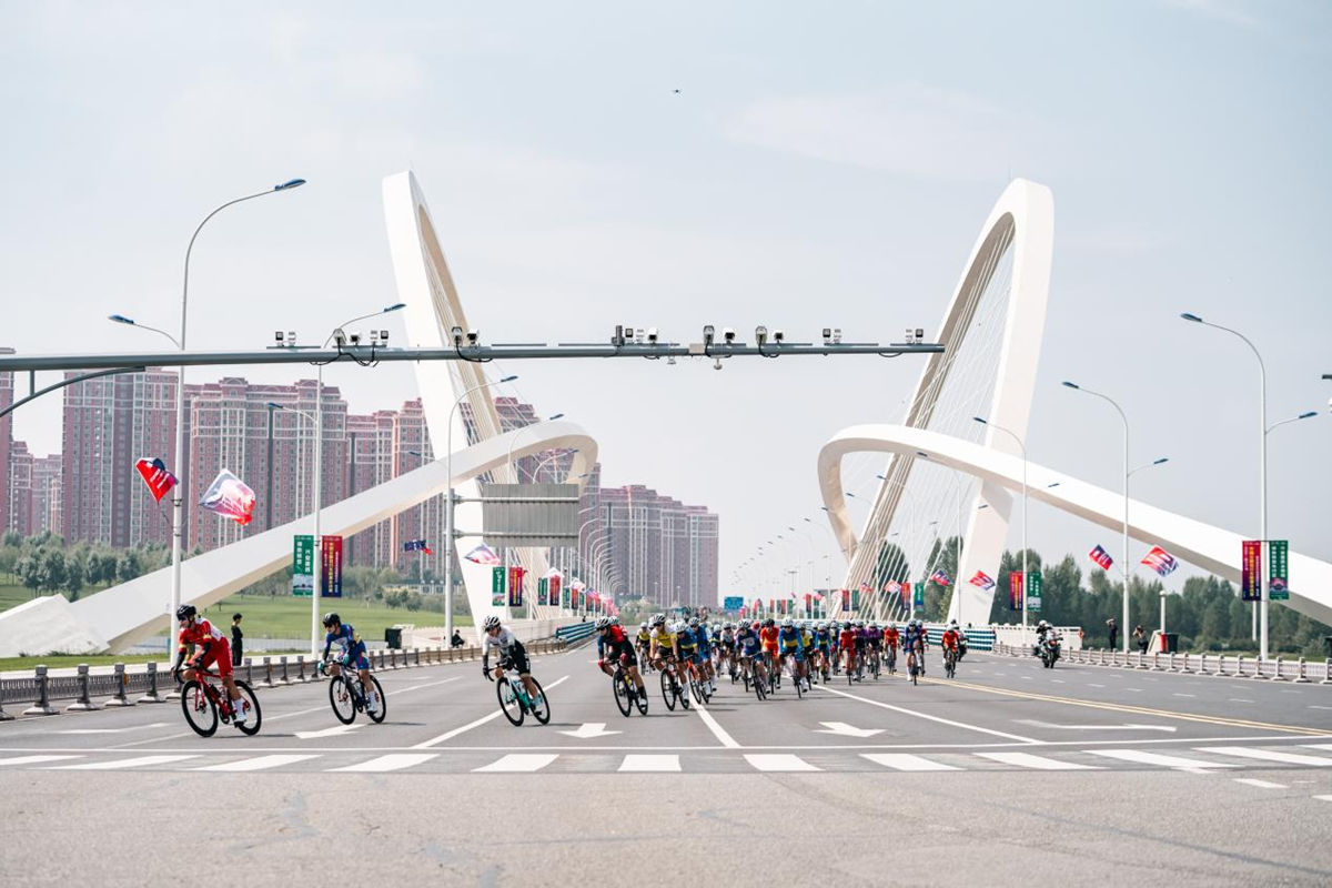 2026公路车联赛总决赛在内蒙古鄂尔多斯圆满落幕