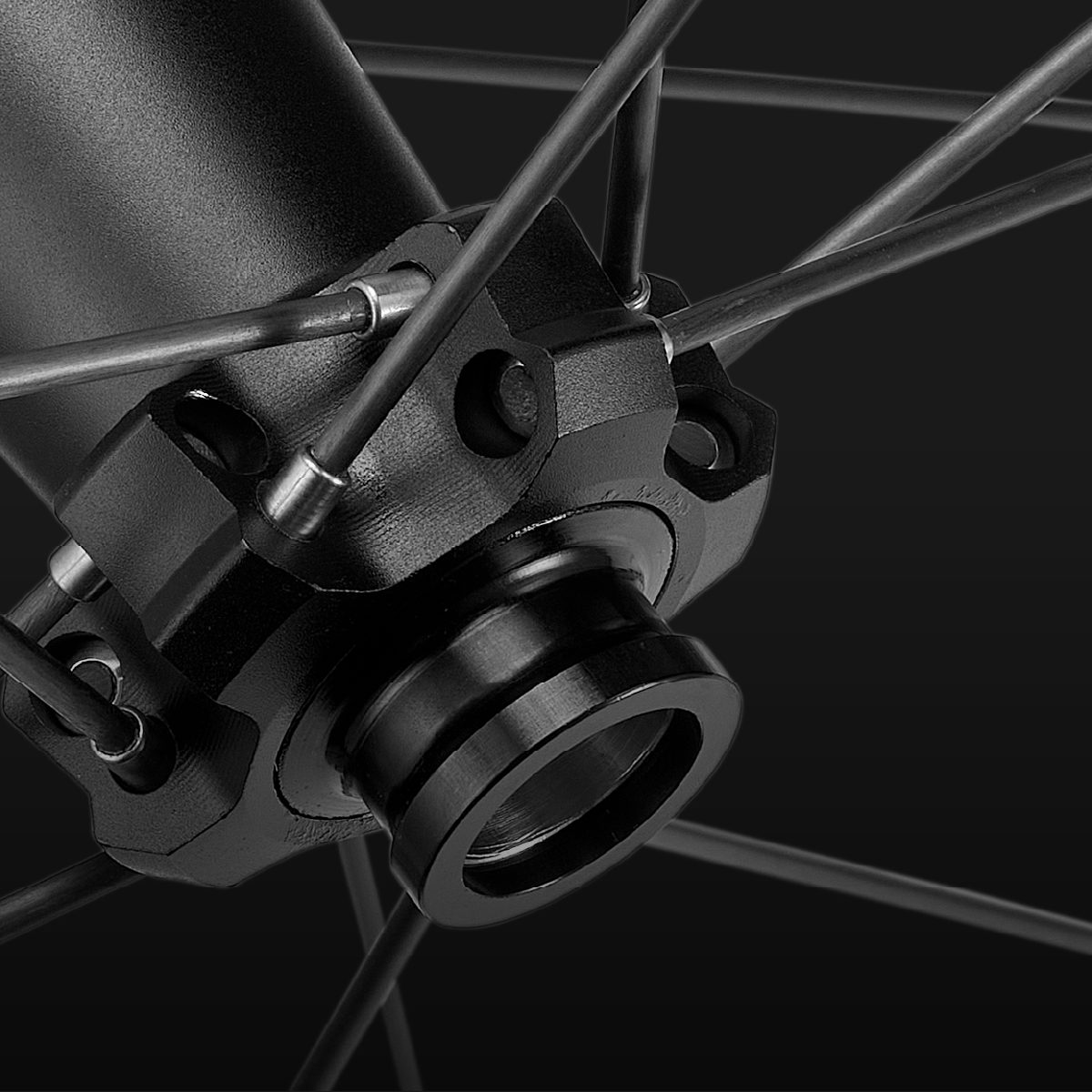 仅 1080 克！ Mavic 全新 Crossmax Ultimate XC 超轻轮组