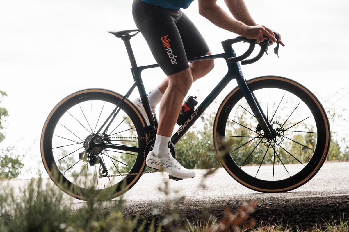 “希望车手有更多选择” Ridley全新Falcn RS 2.0轻量化公路车