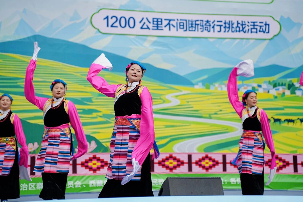 “穿越滇藏 遇见察隅”1200公里不间断骑行挑战在察隅鸣枪发车