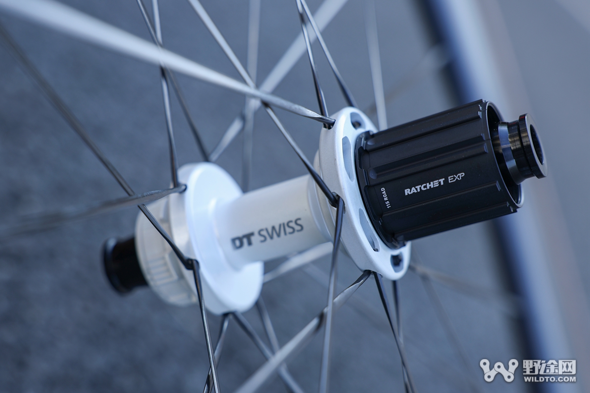 不止于限量！  环法车队同款 DT Swiss ARC 1100 55 轮组实测