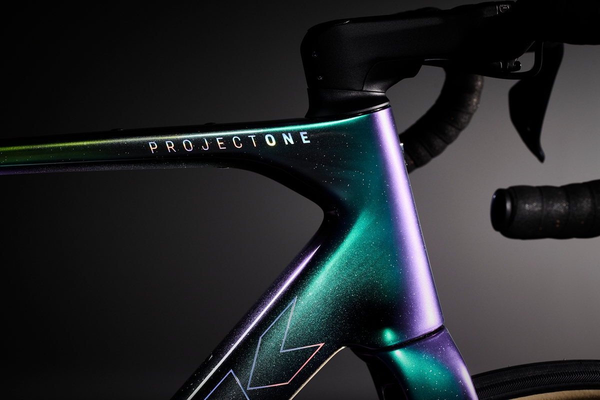 极光流转，跃然车身——Trek 发布全新 Project One ICON 涂装